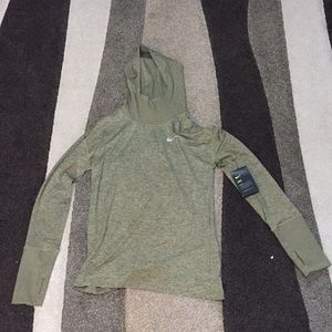 Cute Nike pullover top